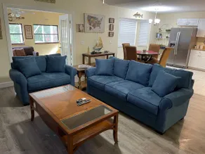 Sebastian Vacation Home close to sky diving - Image 2