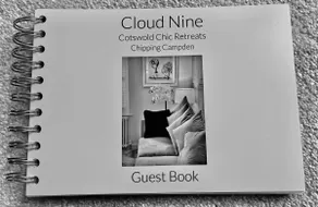 Cotswold Chic Retreats "Cloud Nine" Central Chipping Campden-Parking-Garden - Image 5