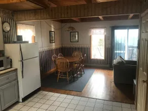 Chalet 2 - Beach View - Image 2