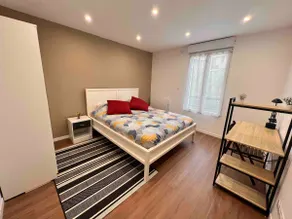 Beautiful 2-bedroom apartment 15 min from Paris center & 3 min from RER B ”Laplace” - Image 2