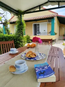 The Pergola Cottage...Feel the local vibes! - Image 4