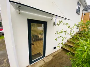 KENILWORTH STUDIO * PARKING * NETFLIX - Image 2