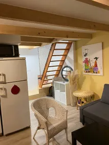 Quiet ”Ty Bayoun” house - Image 3
