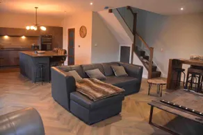 The Bunkhouse - 2 bedroom home with parking - Image 2