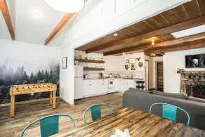 Amazing Cozy Cabin In Big Bear with Hot Tub! - Image 4
