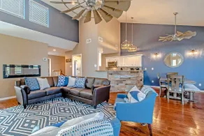 Stunning Waterfront View Fully Renovated! Elevator - Image 5