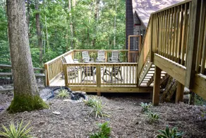 *Deck and Firepit!* + Cozy Bunkhouse - Image 4