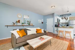 City Lovers Dream | 2BR Gem | Wooster Square | Prk - Image 3
