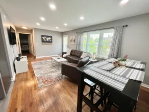 NEWLY Remodeled home in Branson! - Image 2