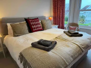 Domik super home, 4 ensuite bedrooms, pet friendly - Image 3