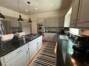 Paradise in East Cobb with pool - Image 5
