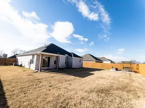 Great 3 BR residential home. Brand New Community. - Image 4