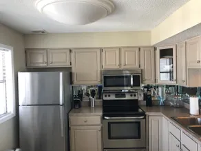 Best View and Location! 3 Bed/2 Bath + Loft. - Image 3