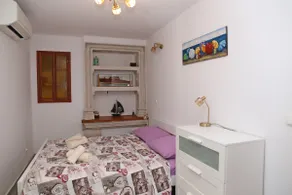 Sailboat house - Image 3
