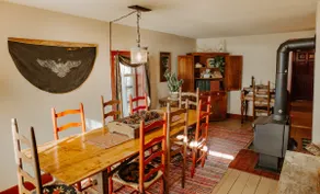 Beautiful Pioneer Historic Nauvoo Guest House - Image 5