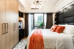 Extraordinary Solace Space @ Acqua with Netflix - Image 2