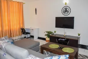 Spacious 2BR(ensuite) Near Rupa Mall-5min walk 🏡. - Image 3