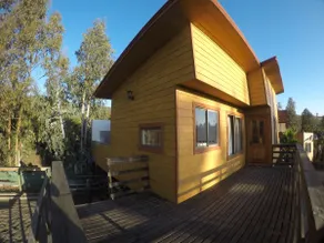 Cabin in a cozy tourist center - Image 4