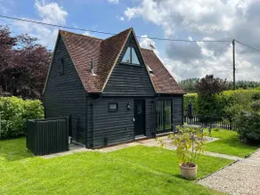 The Granary Cosy Rural Cottage - Image 2