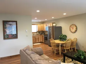 Bobbi's Bunkhouse B - Image 4