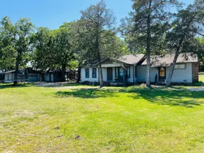 Entire residential home near DFW, sleeps up to 14 - Image 3
