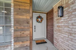 Cozy Cottage at Meadows Place. - Image 2