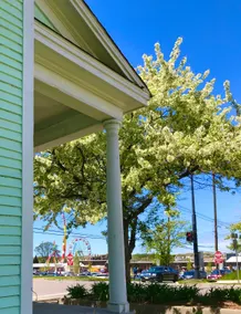 Downtown Cottage - Image 3