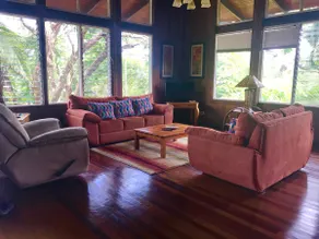Ocean breeze wooden Polynesian style bungalow - Image 4
