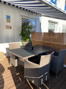 Modern House, Garden, Free Charging and Parking, Tvx3 - Image 2