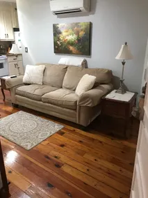 Historic private turn-key downtown apartment - Image 3