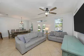 Poolside Paradise! Book your ‘26 Getaway Now! 6 bed, 3.5bath, sleeps 16 - Image 3