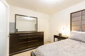 Chicago's Treasure ”Heart of Evanston” 2bdr +1 Ba - Image 5