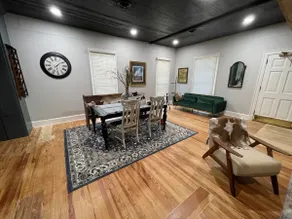 Herstory Home B&B- Downtown Columbia - Image 4