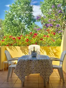 4 bed Family home, Comm pool, 4 mins Arenal beach - Image 3