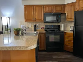 Lake View - Gorgeous Lake Travis Island Condo !!! - Image 4