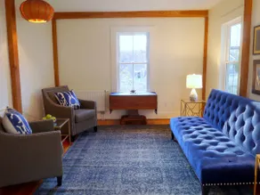 Modern farmhouse close to Montague Retreat Center - Image 5