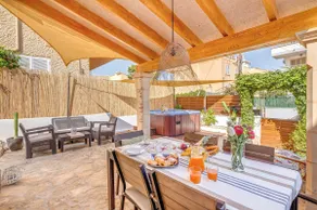 Casa vacanze 'Casa Mediterránea' con terrazza, vasca idromassaggio e aria condizionata - Image 2