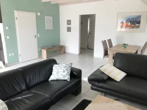 Bright, modern apartment in a quiet location - Image 2