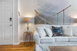 The Lennox Stay - Close to NYC ☆ Free Parking - Image 3