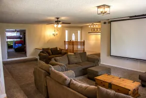 The Family Lodge (Sleeps 30 people!) - Image 2