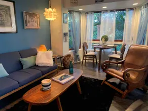 Mission Hills Garden Apartment - Image 5