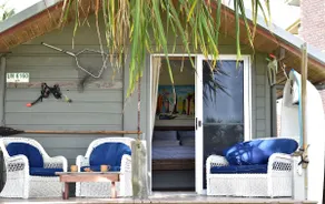 Boardwalk Bungalow- original shack on the beach - Image 3
