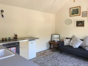 Cosy Modern Annex nestled in the Ironbridge Gorge - Image 4