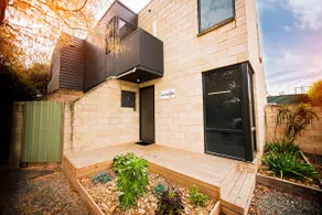 The Junction Boutique Apartment - Image 3