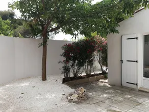 Quiet with Free Secure Outdoor★ Parking - Image 4