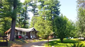 2 Bedroom Chalet with Fireplace - Image 2