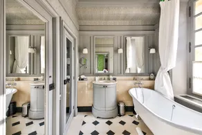 2 bedrooms/2 bathrooms/le marais free wifi/AC/5-6 - Image 3