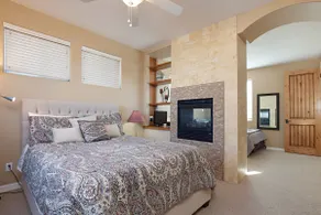 Two Masters Suites, Walk to Beach, garage, bikes - Image 5