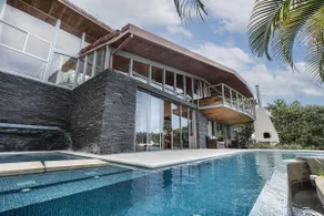 Casa Brisas Del Mar- Luxury 6 Bedroom Ocean View Home - Image 2