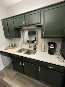 Lovely, clean 1 bedroom condo - Image 5